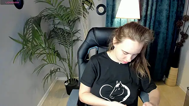 Lika 0ne online show from 10/16/25, 12:28