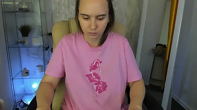 Lika 0ne online show from 12/03/25, 12:14