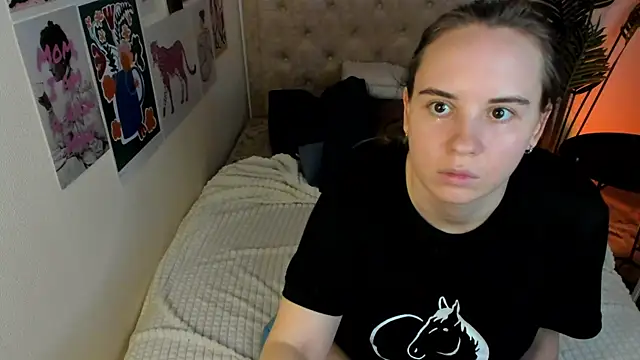 Snapshot of Lika_0ne chatting on 04/01/26, 01:41 Lika 0ne online show from 04/01/26, 01:41