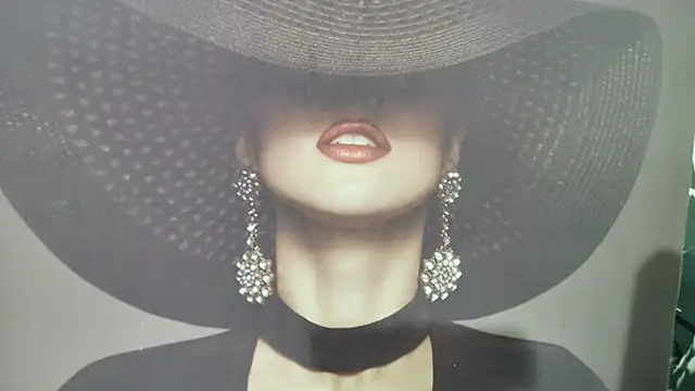 Chanel Noire online show from 02/27/25, 09:04