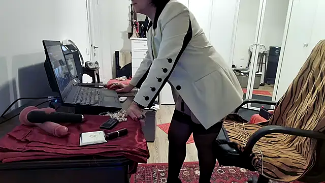 Chanel Noire online show from 01/08/26, 02:08