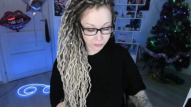 HoneySallyMoore online show from 01/10/26, 05:26