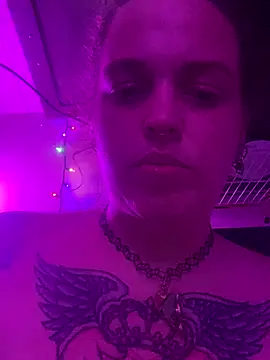 Snapshot of favoritestepsis chatting on 10/09/25, 05:38 favoritestepsis online show from 10/09/25, 05:38