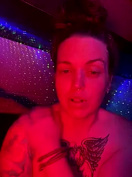 Snapshot of favoritestepsis chatting on 11/20/25, 09:20 favoritestepsis online show from 11/20/25, 09:20