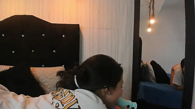 Snapshot of nicky_angel1 chatting on 03/15/25, 12:47 nicky angel1 online show from 03/15/25, 12:47