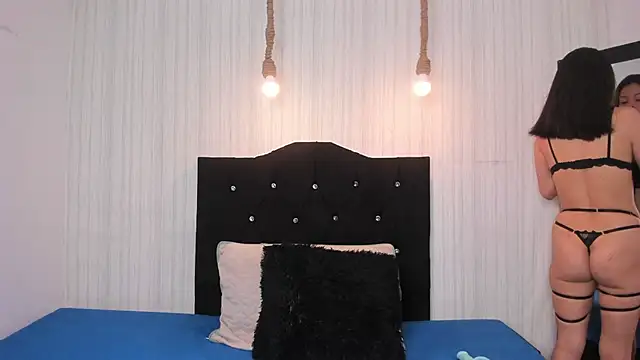 Snapshot of nicky_angel1 chatting on 03/15/25, 04:32 nicky angel1 online show from 03/15/25, 04:32