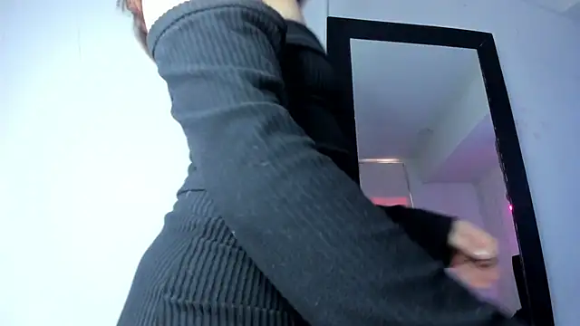 Snapshot of nicky_angel1 chatting on 09/13/25, 07:13 nicky angel1 online show from 09/13/25, 07:13