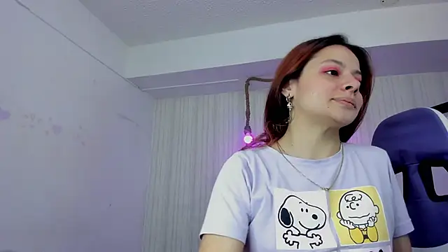 Snapshot of nicky_angel1 chatting on 10/01/25, 06:36 nicky angel1 online show from 10/01/25, 06:36