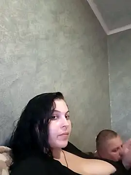 Greta Tamar online show from 10/30/25, 06:52