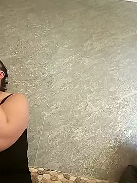 Greta Tamar online show from 12/14/25, 08:41