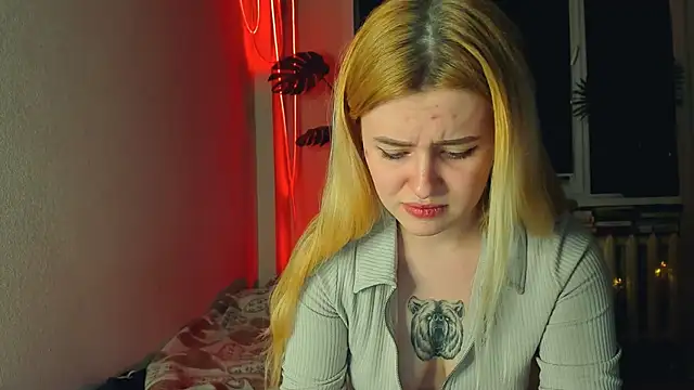 Alexa Pirs online show from 03/08/25, 08:03