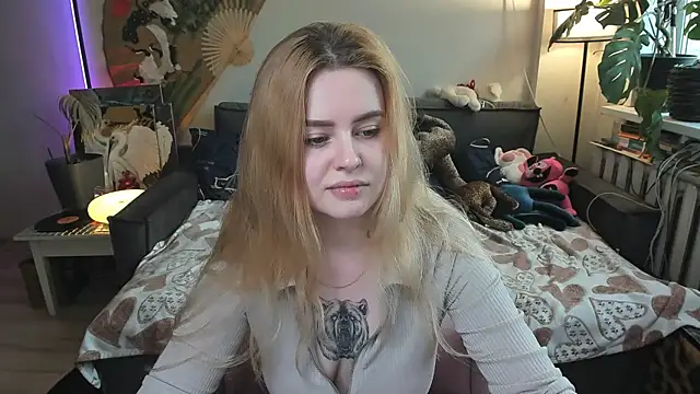 Snapshot of Alexa_Pirs chatting on 04/24/26, 01:35 Alexa Pirs online show from 04/24/26, 01:35