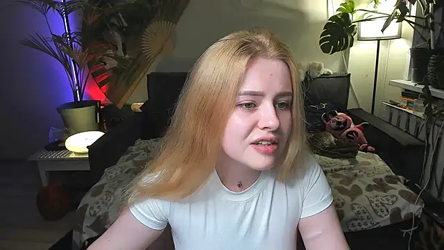 Snapshot of Alexa_Pirs chatting on 05/16/26, 08:29 Alexa Pirs online show from 05/16/26, 08:29