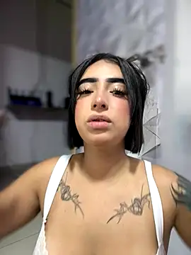 Scarlett-LS online show from 11/20/25, 02:45