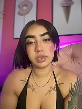 Scarlett-LS online show from 11/27/25, 02:24