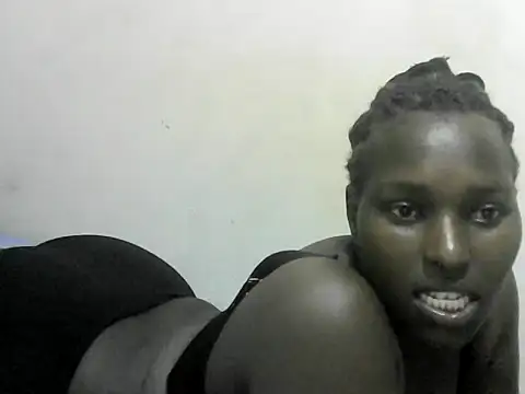 Snapshot of FudgeBabe chatting on 02/13/25, 02:09 FudgeBabe online show from 02/13/25, 02:09