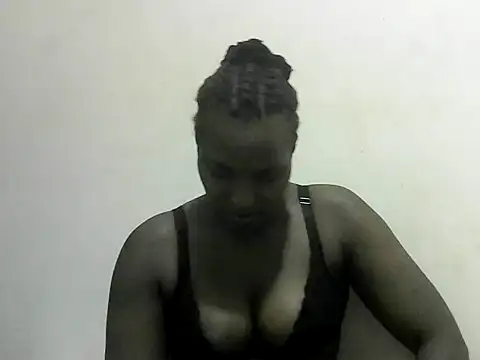 Snapshot of FudgeBabe chatting on 02/13/25, 11:15 FudgeBabe online show from 02/13/25, 11:15