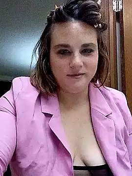 Snapshot of KinzAngel chatting on 02/11/25, 07:44 KinzAngel online show from 02/11/25, 07:44