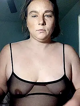 Snapshot of KinzAngel chatting on 02/18/25, 06:26 KinzAngel online show from 02/18/25, 06:26