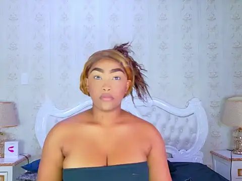 TianahGlow online show from 09/18/25, 07:49