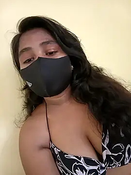 Snapshot of KEEP879_346 chatting on 09/10/25, 05:29 KEEP879 346 online show from 09/10/25, 05:29