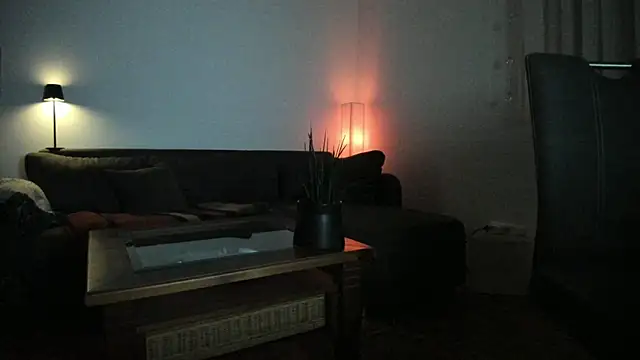 molicaremolicare online show from 10/26/25, 04:51