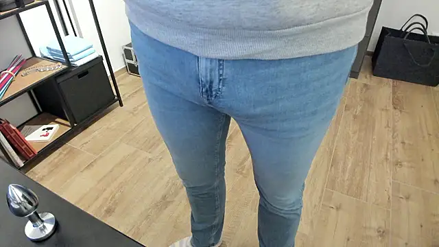 molicaremolicare online show from 02/11/26, 05:29