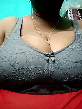 SX-JUHI online show from 03/11/25, 12:54