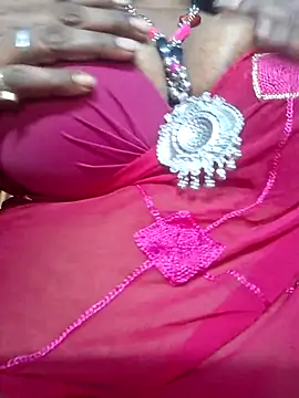 SX-JUHI online show from 10/17/25, 11:18