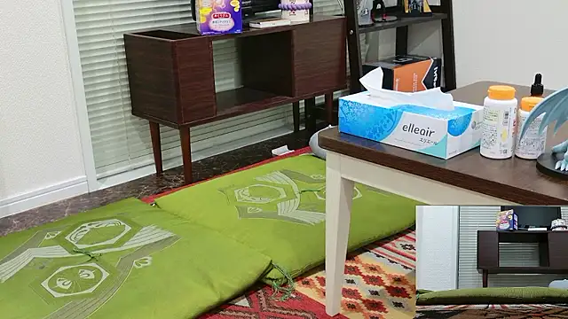 Snapshot of YARASERO-kun chatting on 02/08/26, 11:46 YARASERO-kun online show from 02/08/26, 11:46