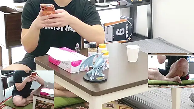 Snapshot of YARASERO-kun chatting on 03/09/26, 12:25 YARASERO-kun online show from 03/09/26, 12:25