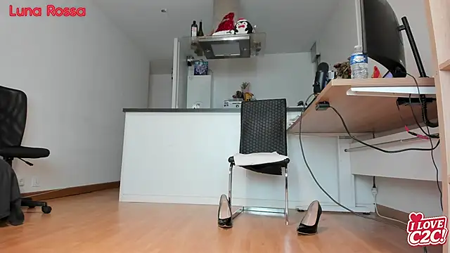 LunaRossaCam online show from 02/12/26, 06:14