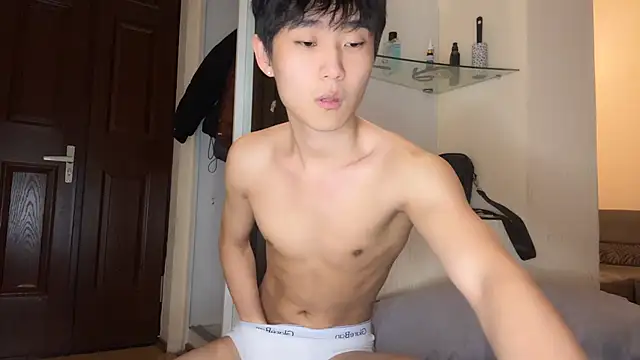 Snapshot of Brian_Stars chatting on 12/15/25, 09:52 Brian Stars online show from 12/15/25, 09:52