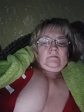 Snapshot of Violet5364 chatting on 02/07/26, 10:02 Violet5364 online show from 02/07/26, 10:02