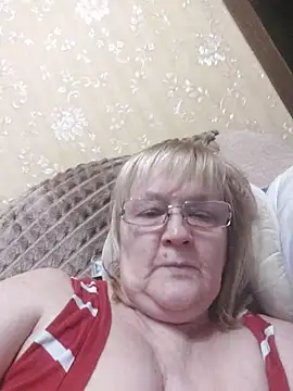 Snapshot of Violet5364 chatting on 03/11/26, 09:10 Violet5364 online show from 03/11/26, 09:10