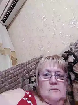 Snapshot of Violet5364 chatting on 03/15/26, 08:15 Violet5364 online show from 03/15/26, 08:15