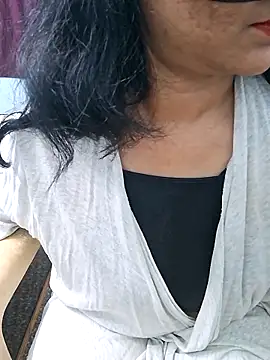 Jassi Does online show from 02/19/25, 01:06