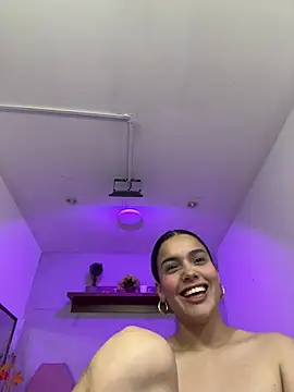 Snapshot of Lana_Pearce chatting on 02/27/25, 03:26 Lana Pearce online show from 02/27/25, 03:26