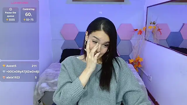 Snapshot of Lana_Pearce chatting on 03/08/25, 06:58 Lana Pearce online show from 03/08/25, 06:58