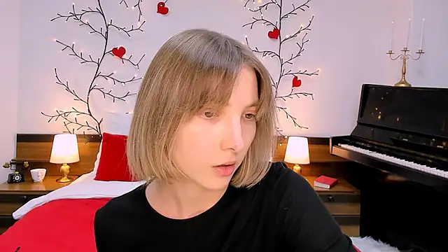 Snapshot of dej4vue chatting on 03/19/25, 04:45 dej4vue online show from 03/19/25, 04:45