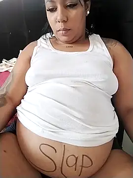 Snapshot of emma_purple_ chatting on 03/01/26, 07:05 emma purple online show from 03/01/26, 07:05