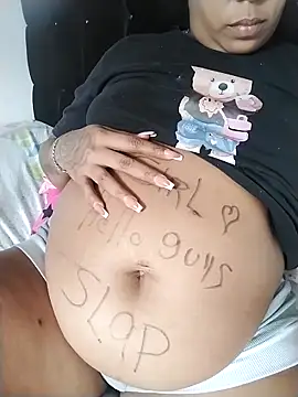 Snapshot of emma_purple_ chatting on 03/09/26, 06:45 emma purple online show from 03/09/26, 06:45