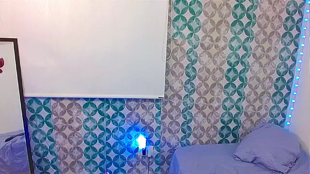 Emilybateee online show from 02/25/25, 06:09