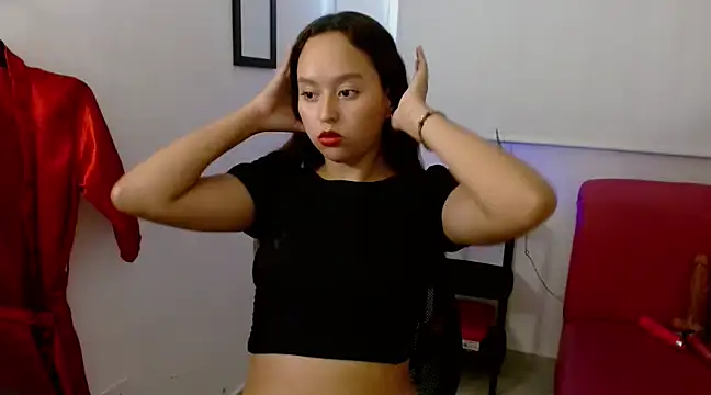 Emilybateee online show from 03/21/25, 07:24