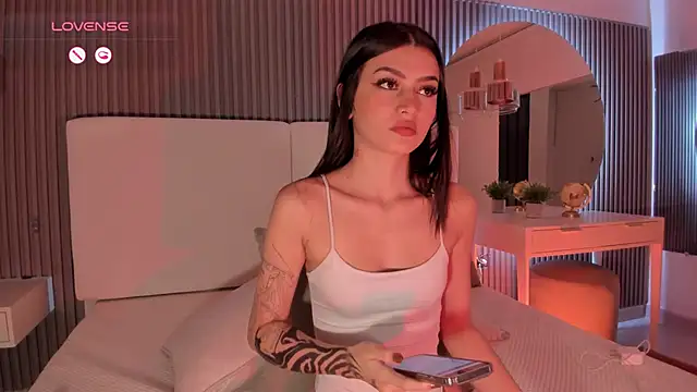 Giselle royy online show from 11/11/25, 11:16