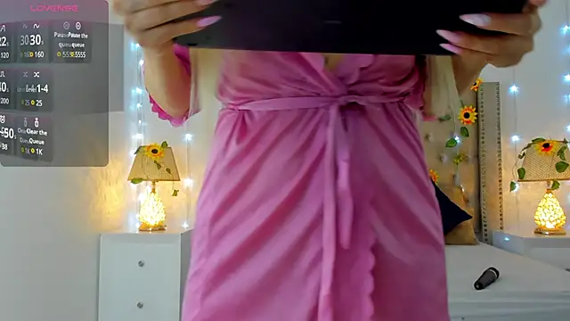 CandieGilson   online show from 03/03/25, 12:37