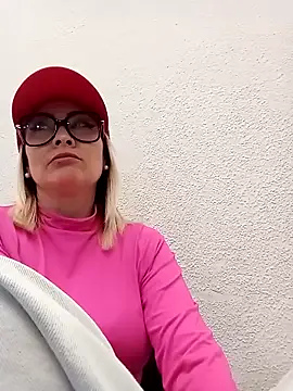 CandieGilson   online show from 10/12/25, 11:42