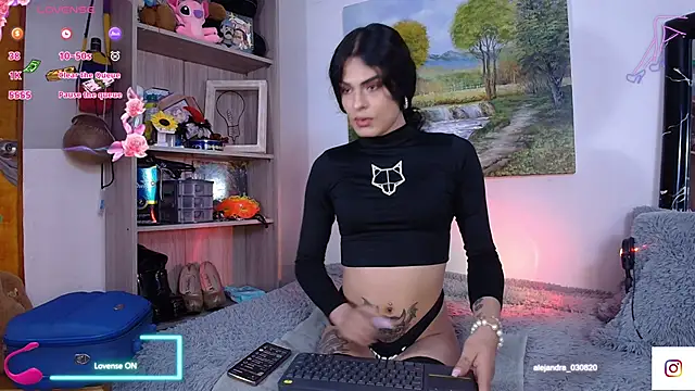 Snapshot of Meghan_hott chatting on 03/10/25, 03:52 Meghan hott online show from 03/10/25, 03:52