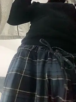 Snapshot of Fuckboy2535 chatting on 02/14/25, 02:28 Fuckboy2535 online show from 02/14/25, 02:28