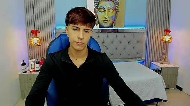 Snapshot of Estiv18_ chatting on 02/10/26, 12:26 Estiv18 online show from 02/10/26, 12:26